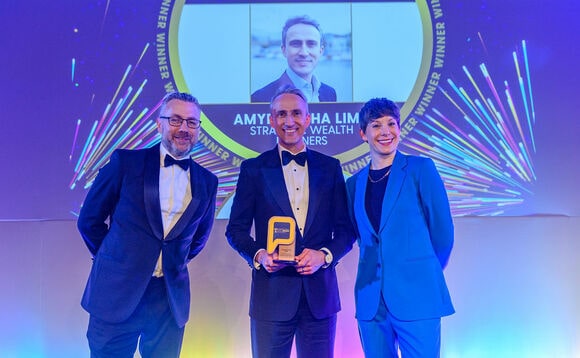 Amyr Rocha Lima MSc CFP Chartered Financial Planner Professional Adviser Champion of Advice Award