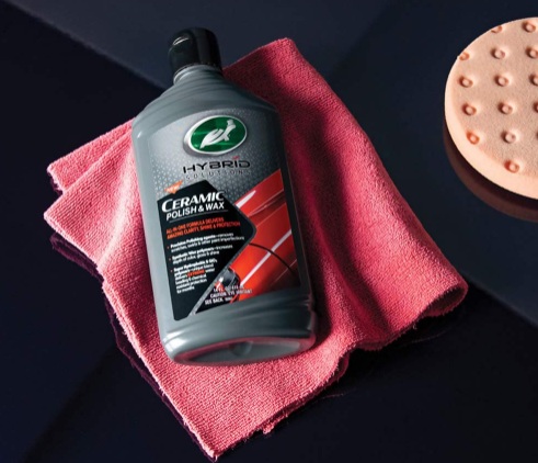 Turtle Wax Hybrid Solutions Ceramic Polish & Wax 500ml bottle