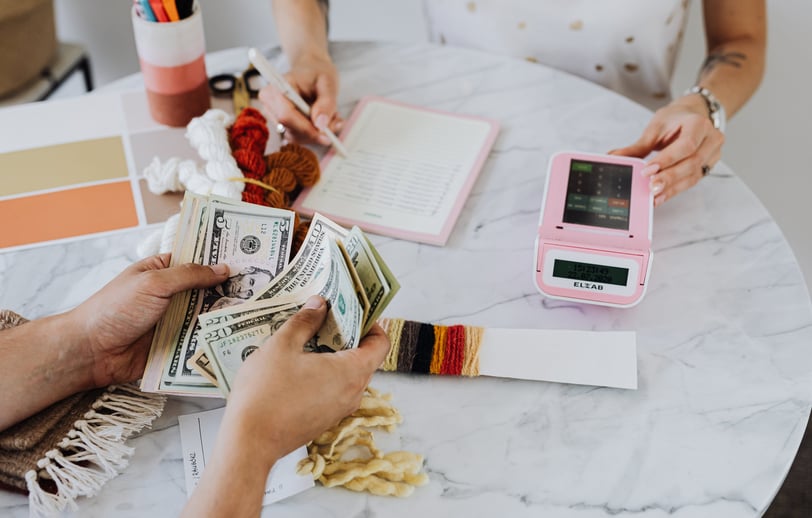 how to manage a household on a budget, household budgeting, money saving tips, budgeting tips, 