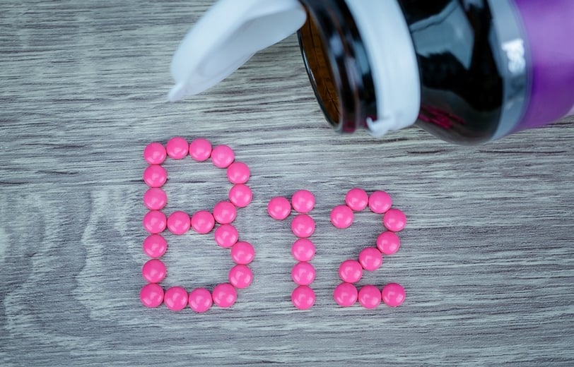 Vitamina B12: Para que Serve, Benefícios, Tipos e Como Garantir a Ingestão Ideal para Sua Saúde