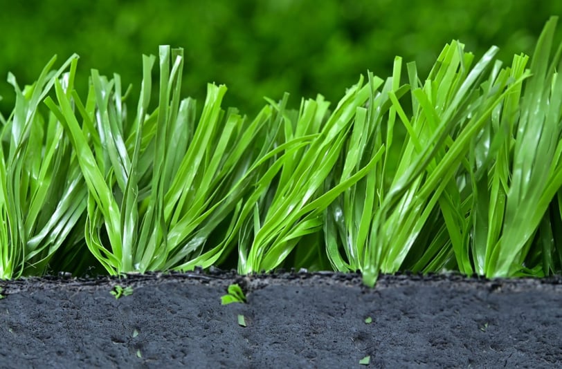 choosing the best synthetic turf