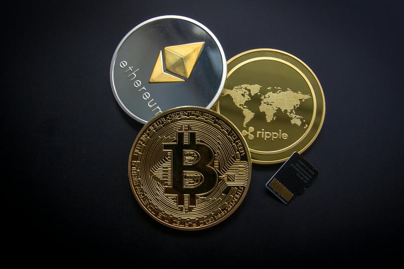bitcoin é subistituivel?