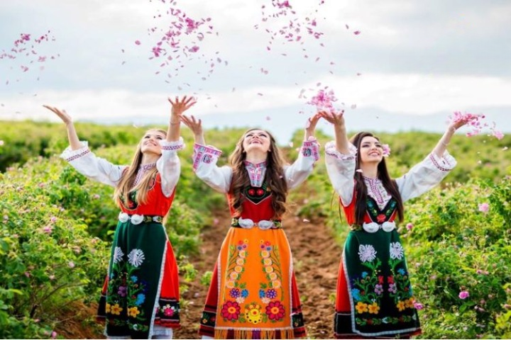 Tuyển Lao Động Thợ hàn khung ghế ô tô và thợ may ghế bọc da ô tô