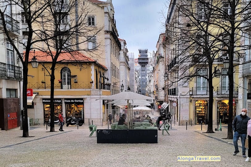 Grid-like wide streets of Lisbon center resulting from Pombaline reforms planning