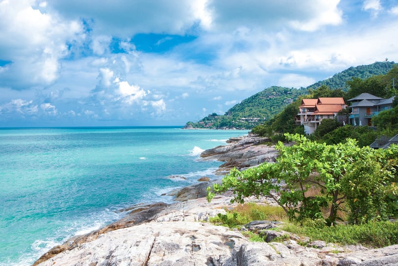 The photograph showcases a stunning coastal scene from Koh Samui, Thailand.
