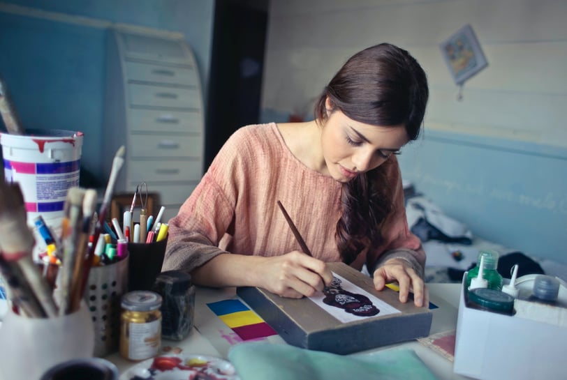 Side hustles for women Money-making side hustle ideas for women Women side hustles Side hustle ideas