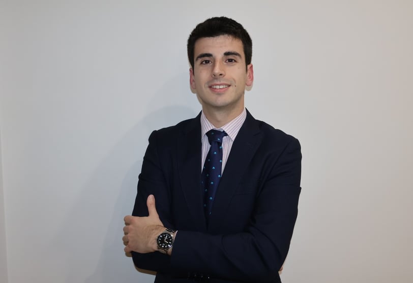Abogado experto en derecho bancario.