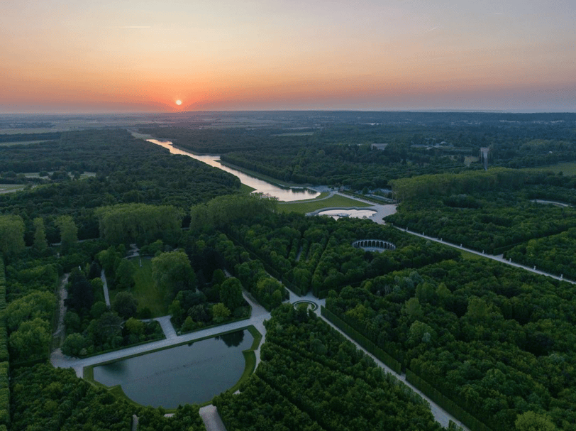 Sunset over the Gardens of Versailles, photo by Thomas Garnier, June 2023