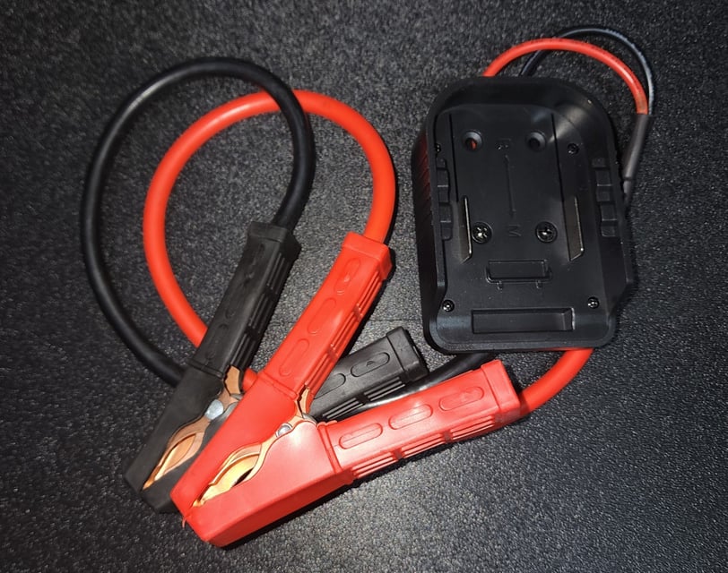 "Maki Blue" Jump Start Pack.  Jump start your car with this jump start pack.  This item is in stock and on sale.