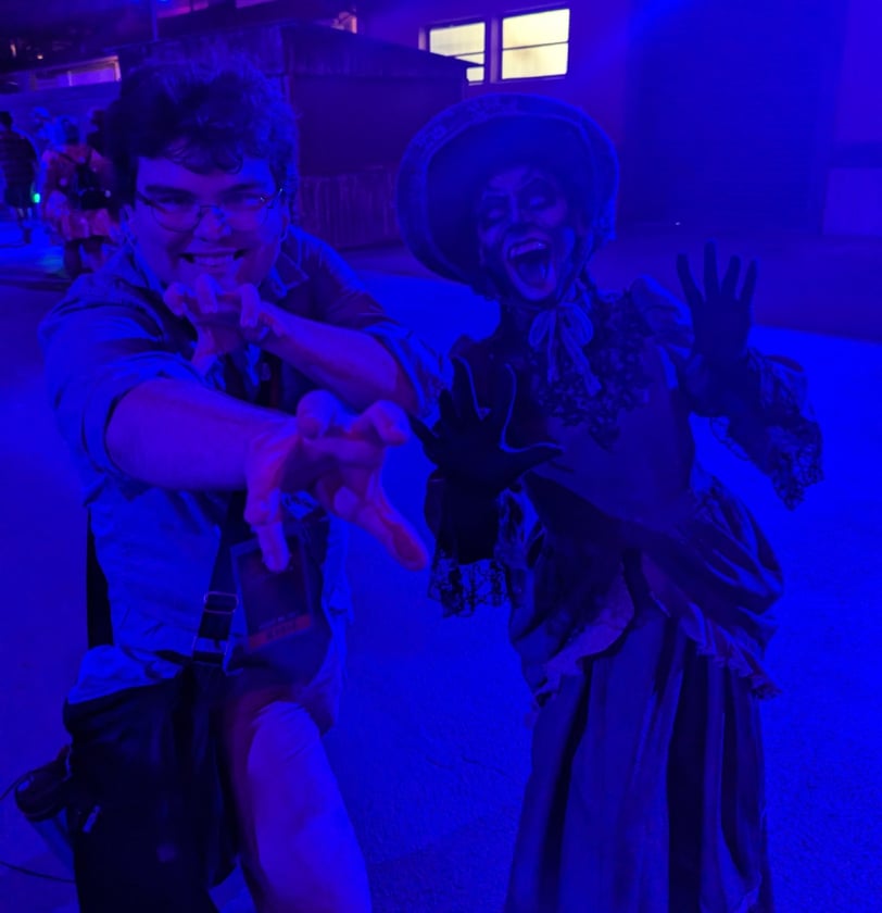 Caddy and the Ghost Lady of Forsaken Lake at Knott's Scary Farm