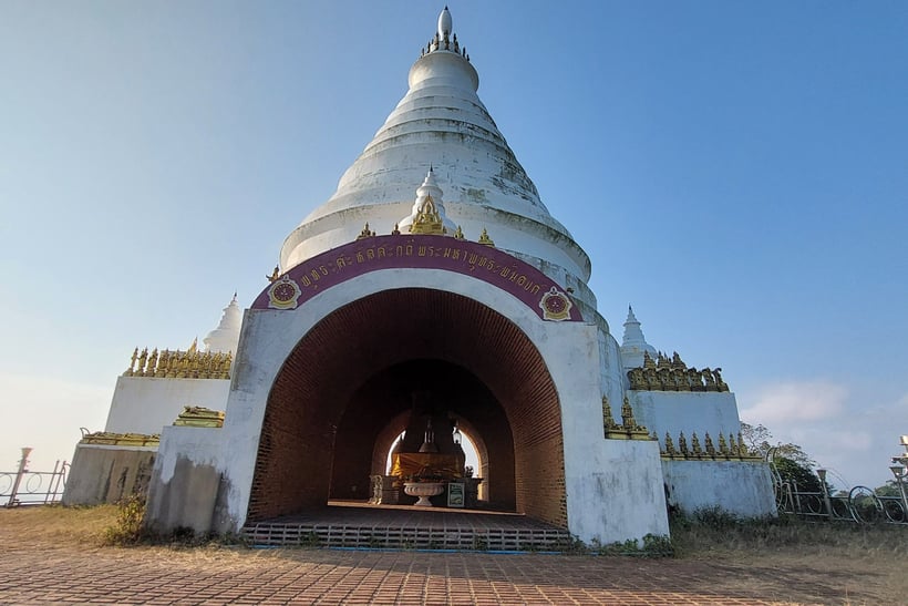 khao na nai luang dharma park pagoda 5