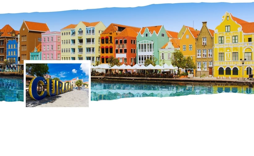 Casas coloridas em estilo colonial na orla de Kralendijk, com vista para o mar em Willwestad.