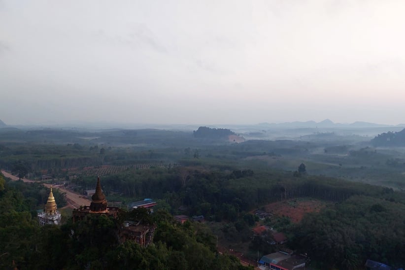 khao na nai dharma park mist surat thani