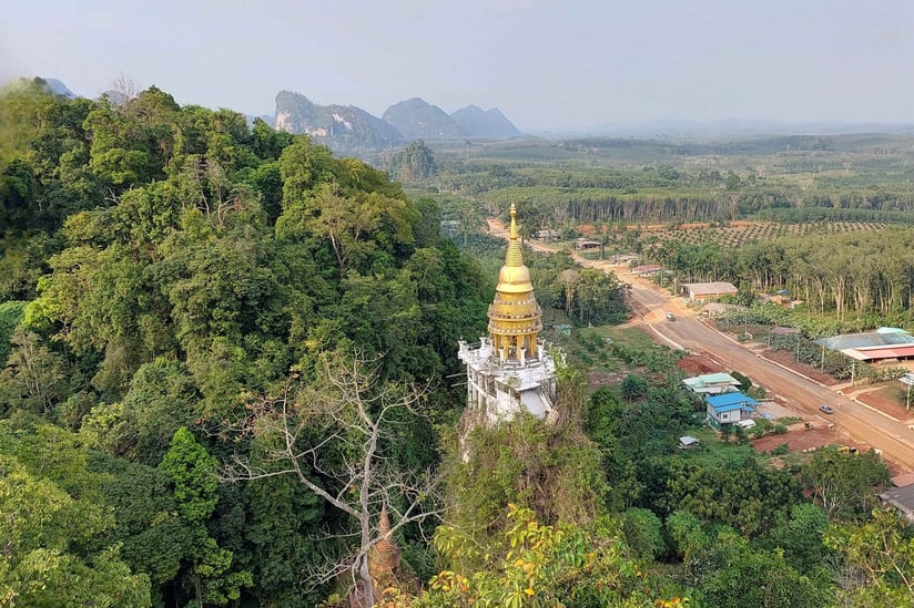 khao na nai luang dharma park pagoda 1