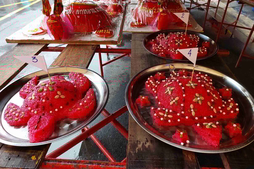 red turtle cake por tor hungry ghost festival phuket