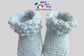 Chaussons bleu azur modele layette bb tricot bebe fait main bleublancneige