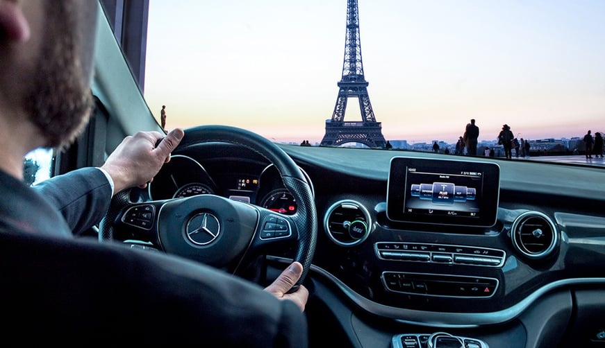 Comfortable car service from Orly to Paris with English-speaking driver