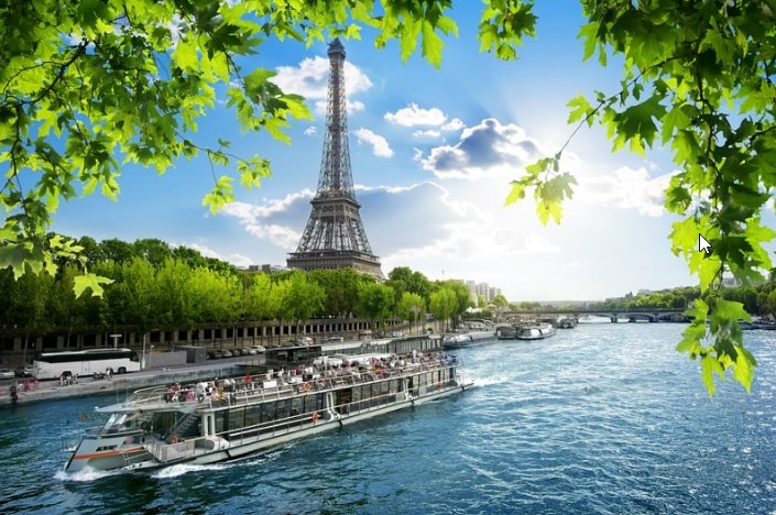 Seine River Cruise, Paris