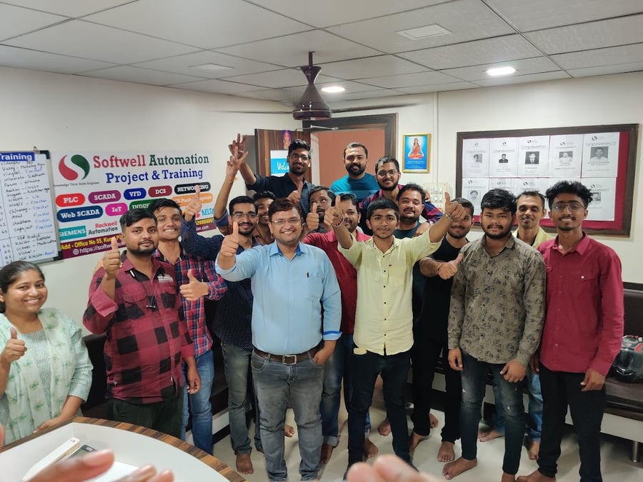 Students attending practical PLC SCADA training at Softwell Automation Pune