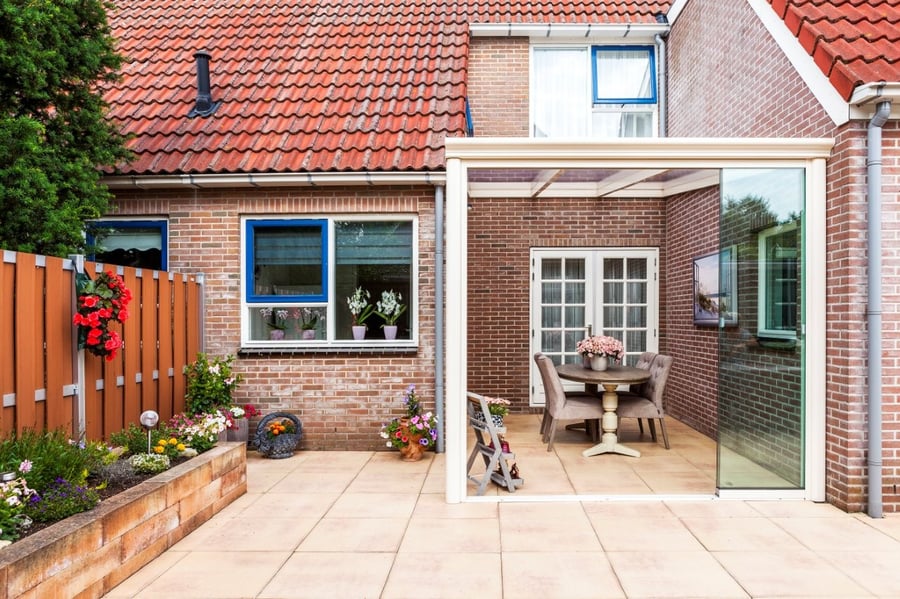 Portico carport close up