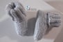 chaussons gris layette bb tricotée main