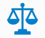 Icono azul de asesoría legal con balanza, servicios jurídicos para vehículos.