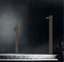 Baliza decorativa de exterior 01 de metal, con luz ambiental para jardines y terrazas