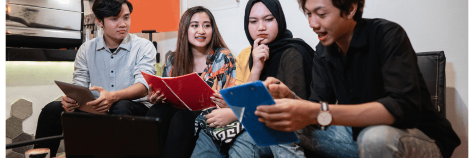 Adolescents qui travaillent