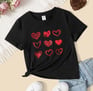 Playera en color negro sublimada con diseño personalizado, ideal para un estilo único y moderno.