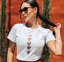Playera sublimada con diseños personalizados y colores vibrantes, perfecta para regalos o promocione
