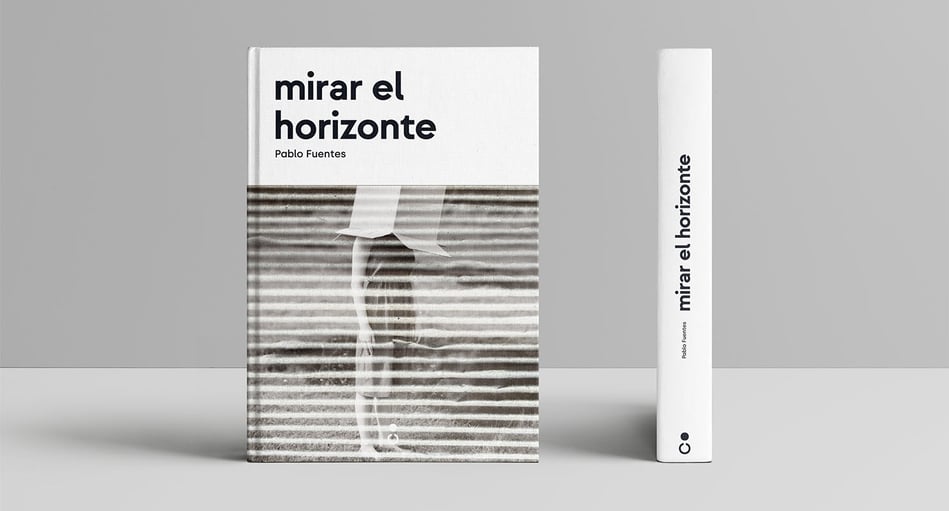 Vista frontal y lomo del libro Mirar el horizonte publicado por EDITORIAL CONTRAFORMA