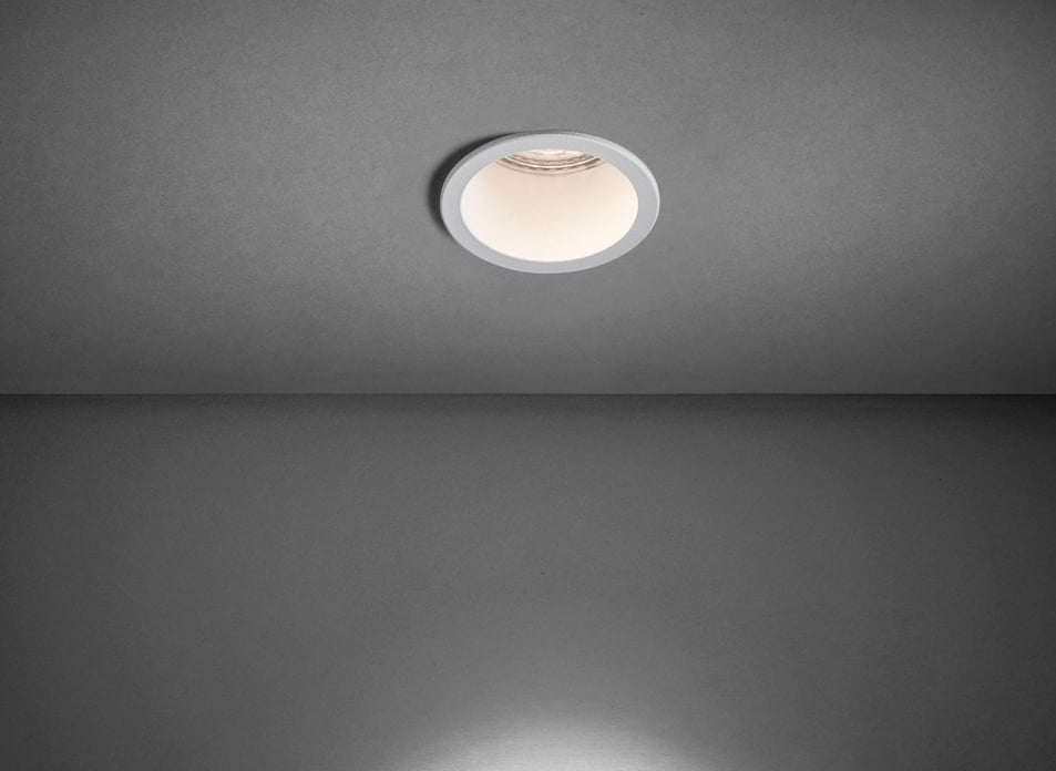 Foco empotrable EYE redondo blanco, con iluminación general cálida
