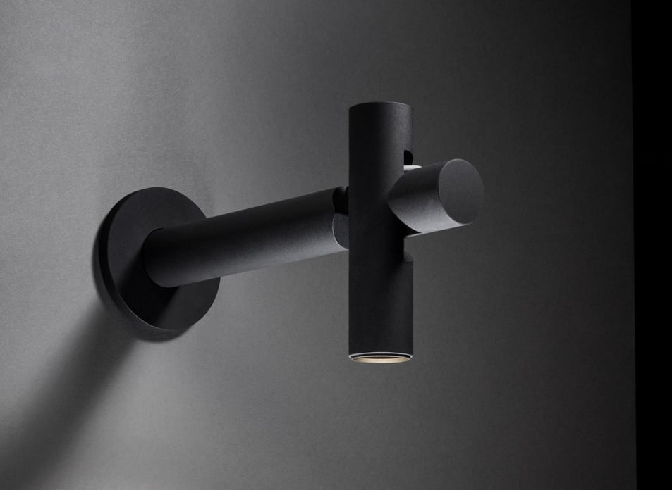Aplique de pared KIBE negro con doble foco direccional, diseño industrial moderno