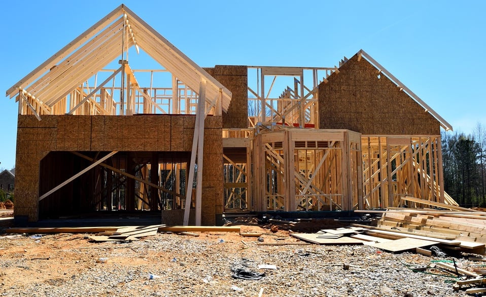 Maison en bois en construction