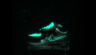 Sneaker motion graphic - sneaker beginning to float