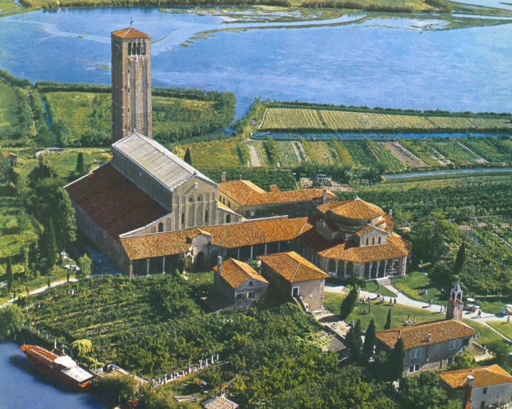 visit torcello italy 2022