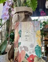 illustration crayon de couleur pour une fleuriste