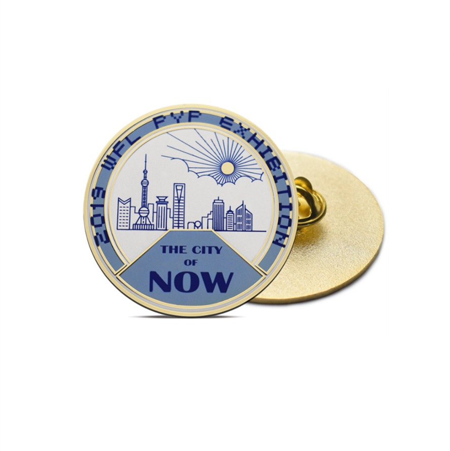 Printed pin with high-resolution artwork and gradient designs