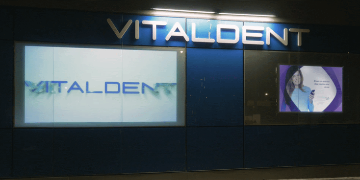 What is Vynile? It is a smart vinyl film that, when adhered to any transparent glass (it can also be
