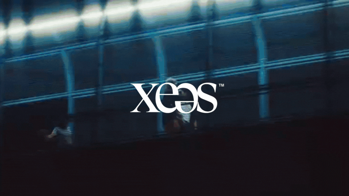 Huzaifa Creative Studio™ \\XEESUP Ventures
