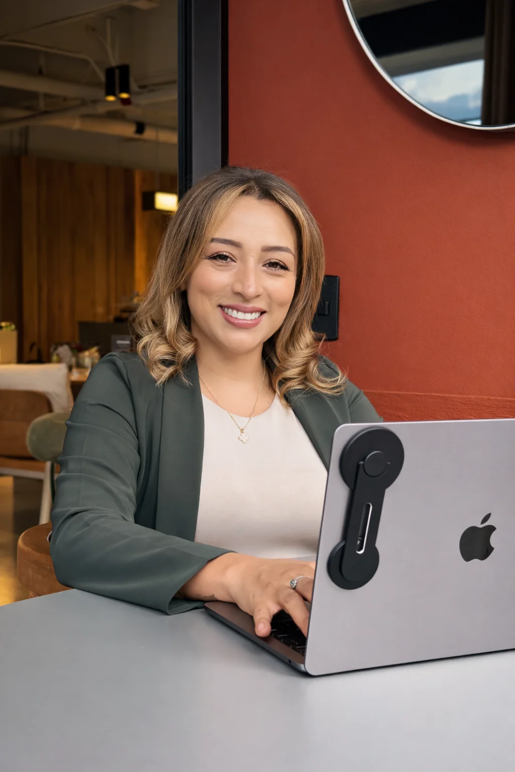 Alejandra Orozco - Administradora de Empresas y Especialista en Cumplimiento Laboral y Seguridad Social en Colombia