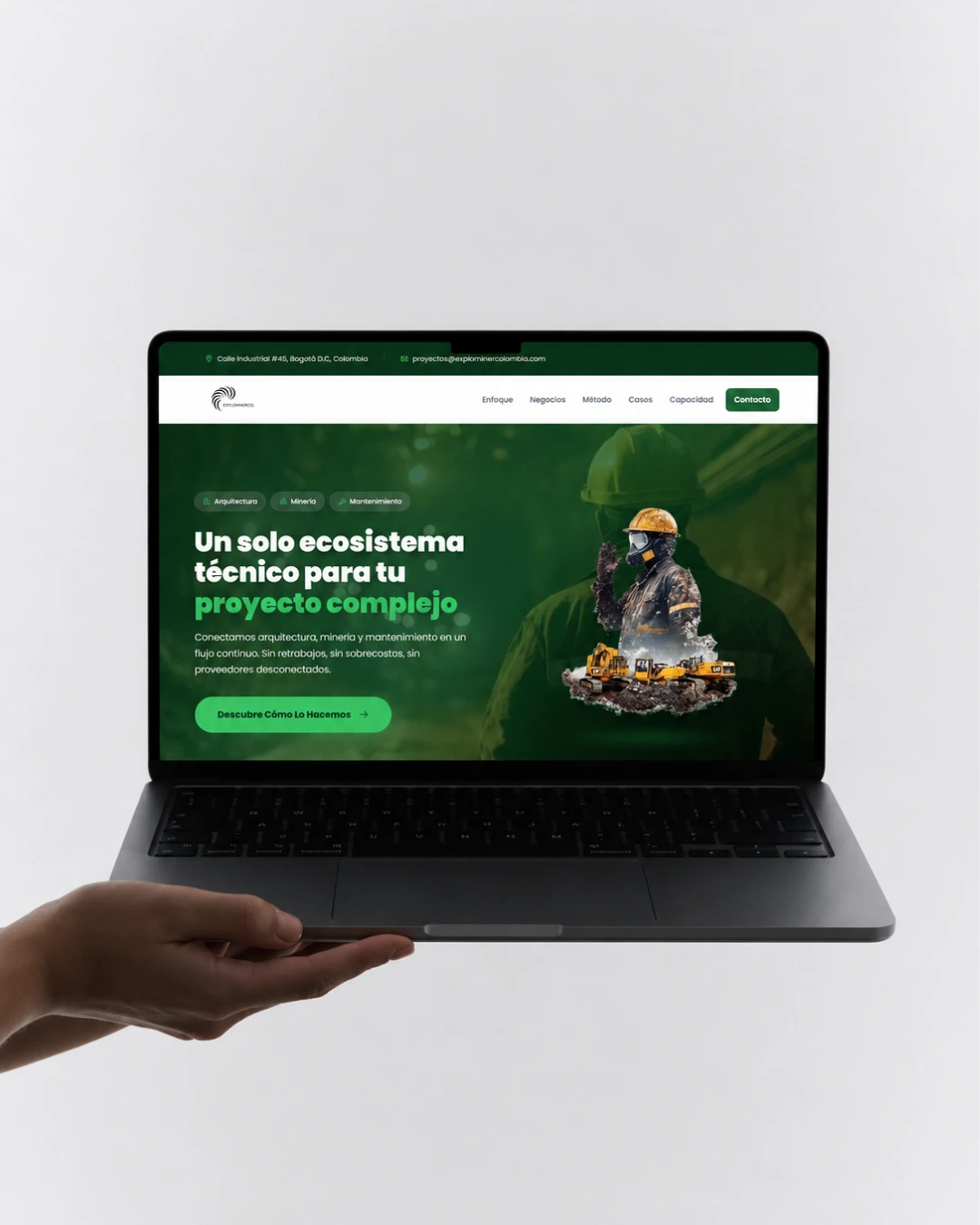 Mockup del sitio web de Explominercol SAS