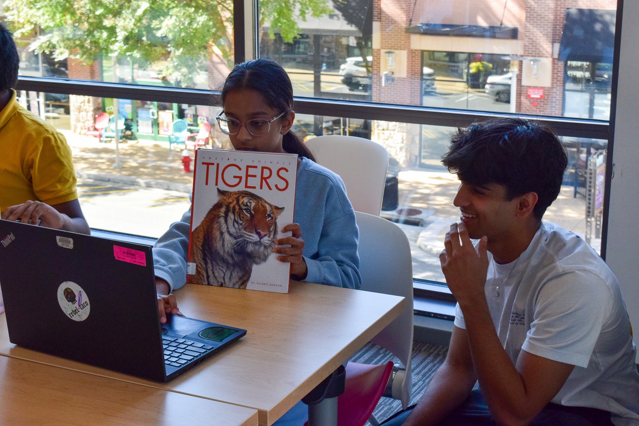 Ashmith teaching students at Mini Makers
