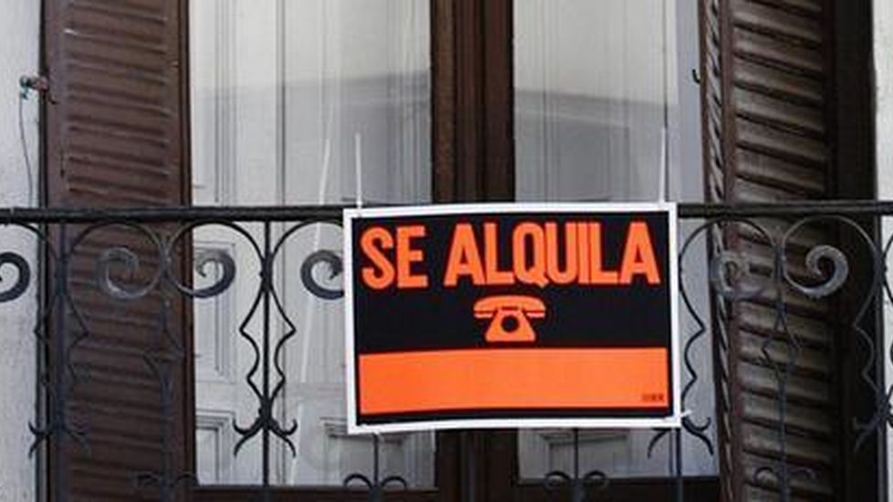 Cartel de alquiler