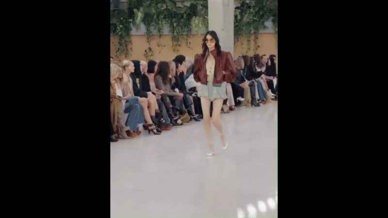 défilé chloé fille en short Chloé