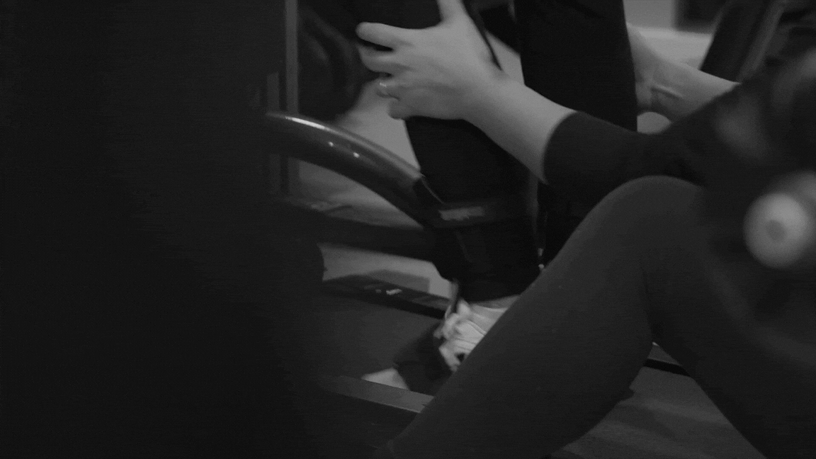 black and white bed linen