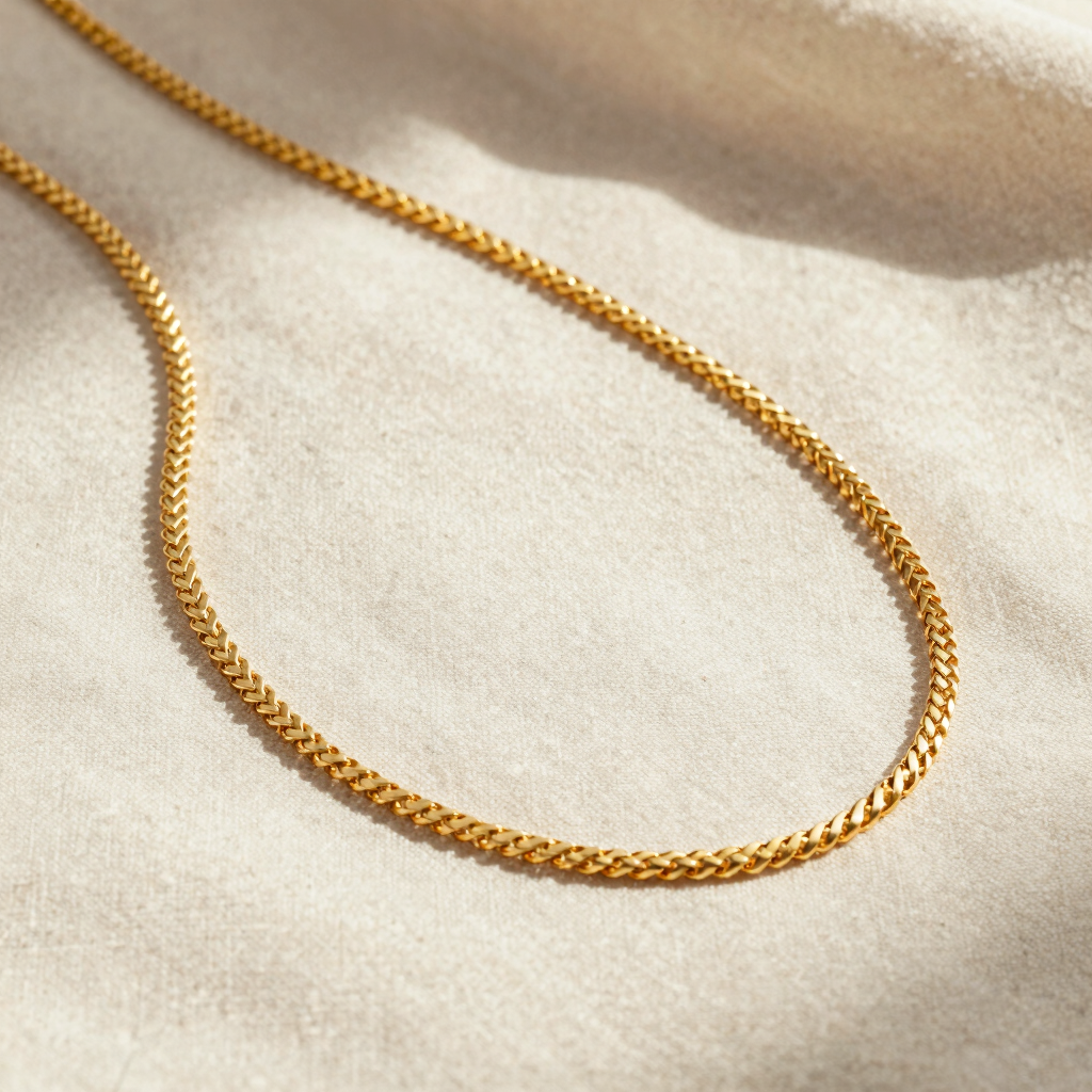 Noa Fine Herringbone Chain