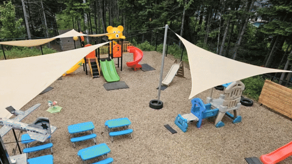 black and white bed linen